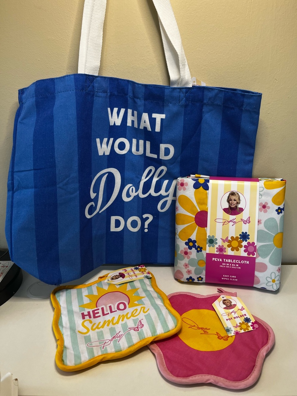 Dolly Parton What Would Dolly Do? Blue Stripe Tote Vinyl Tablecloth Pot Holders